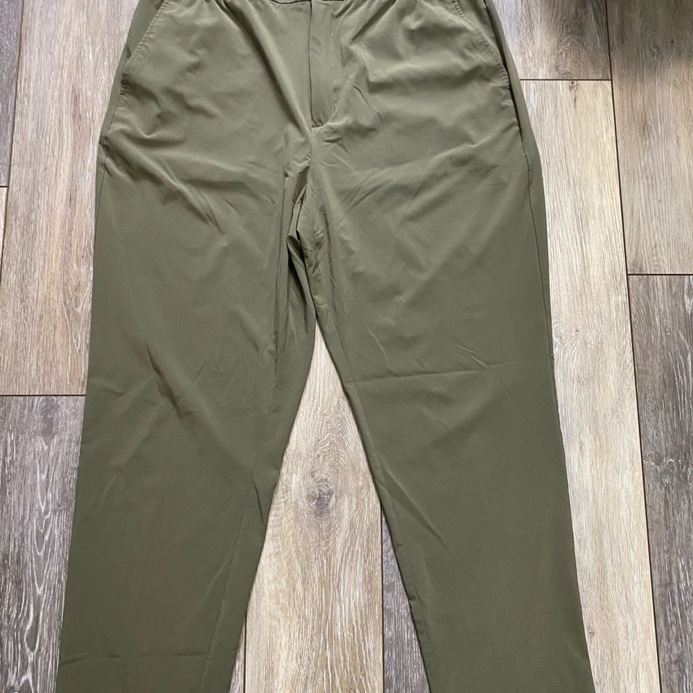 Woman’s Banana Republic Pants Bundle